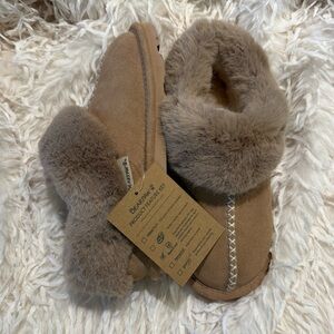 NIB BEARPAW Bella Suede Slippers Birch/Iced Coffee 6